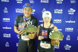 BIB: 542, 5564, 100, 229
                            <button type="button" onclick="openModal(21977938)" class="btn btn-primary btn-sm float-right btn-popup" data-toggle="modal" data-target=".modal-high-quality">
                        <i class="fas fa-shopping-cart"></i> Add to Cart
                    </button>
                                            <button type="button" onclick="isThisMe(21977938, true)" class="btn btn-success btn-sm float-right btn-popup btn-isme hidden" data-toggle="tooltip" data-placement="bottom" title="นี่คือรูปของคุณใช่ไหม คลิกที่นี่เพื่อเอาเข้าอัลบั้ม">
                        <i class="fas fa-plus"></i> Add to album
                    </button>
                    <button type="button" onclick="isThisMe(21977938, false)" class="btn btn-warning btn-sm float-right btn-popup btn-isnotme hidden">
                        <i class="fas fa-ban"></i> Remove from album
                    </button>